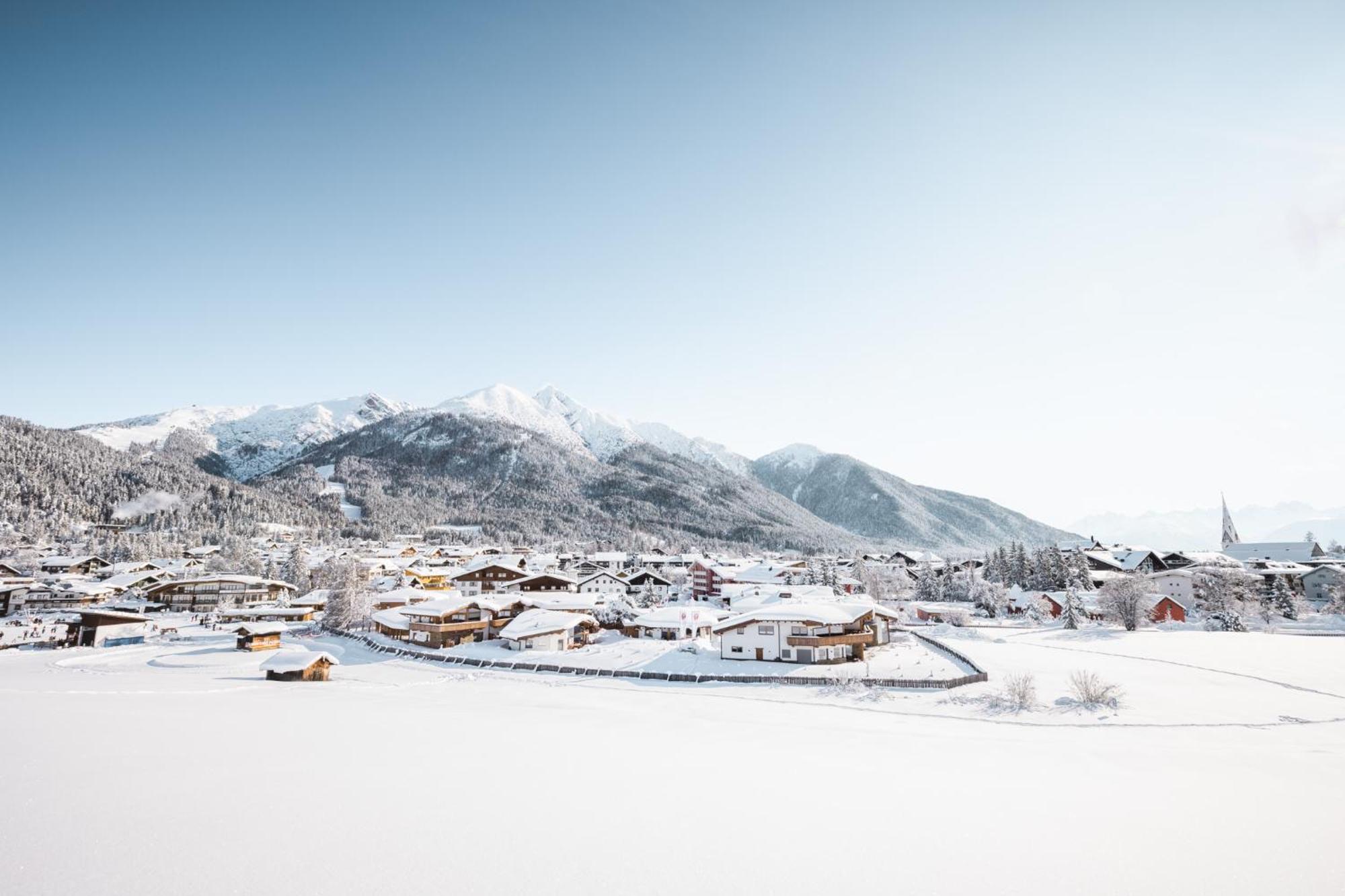 Loewen Chalets Seefeld in Tirol Exterior foto